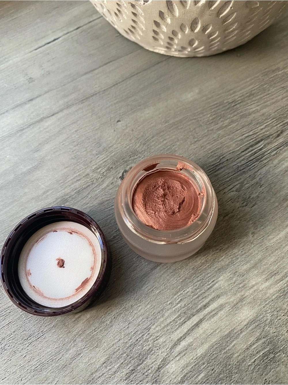 Charlotte Tilbury Eyes to Mesmerise in pillow